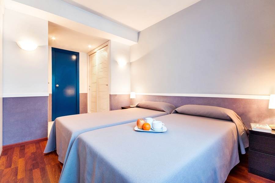 Apartamentos Descartes Barcelona Exteriör bild