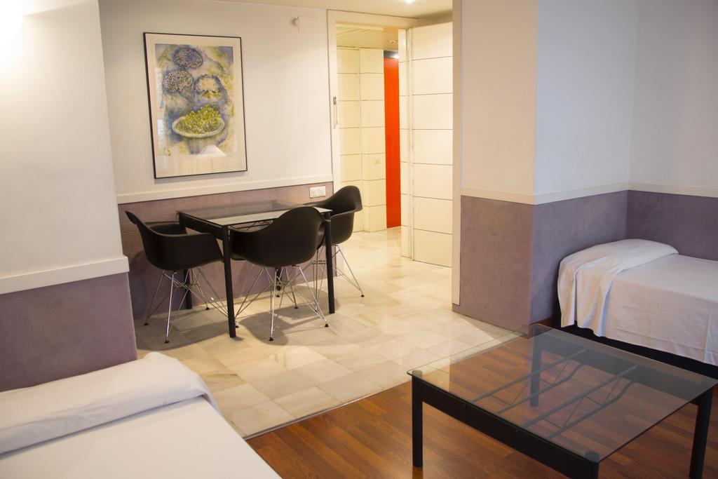 Apartamentos Descartes Barcelona Exteriör bild
